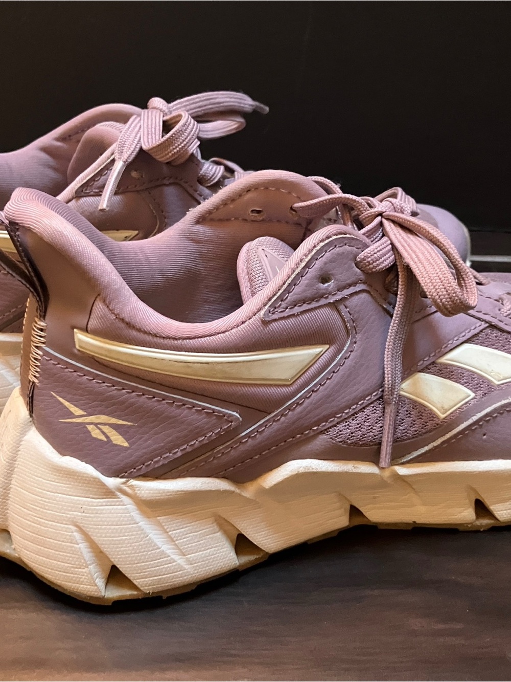 Reebok Women's Vizome Pink/Rose Moon Sneakers sz 7.5